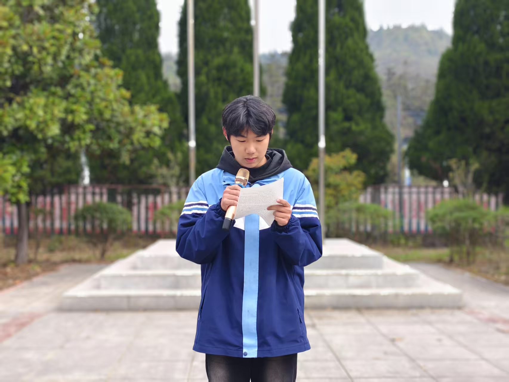 0968a67653b655acb1d56a7601bf61c.jpg